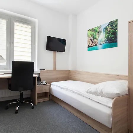 Dom Studenta Nr 1 Ans W Koninie Hostel Konin (Greater Poland)