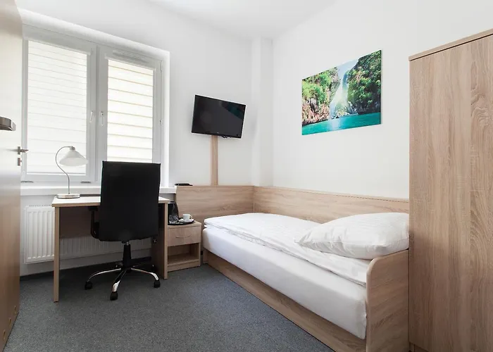 Dom Studenta Nr 1 Ans W Koninie Hostel Konin (Greater Poland)